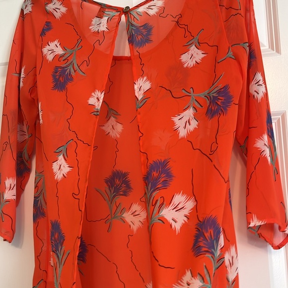 Super Cute Open Back Top by Yahada - Picture 7 of 8